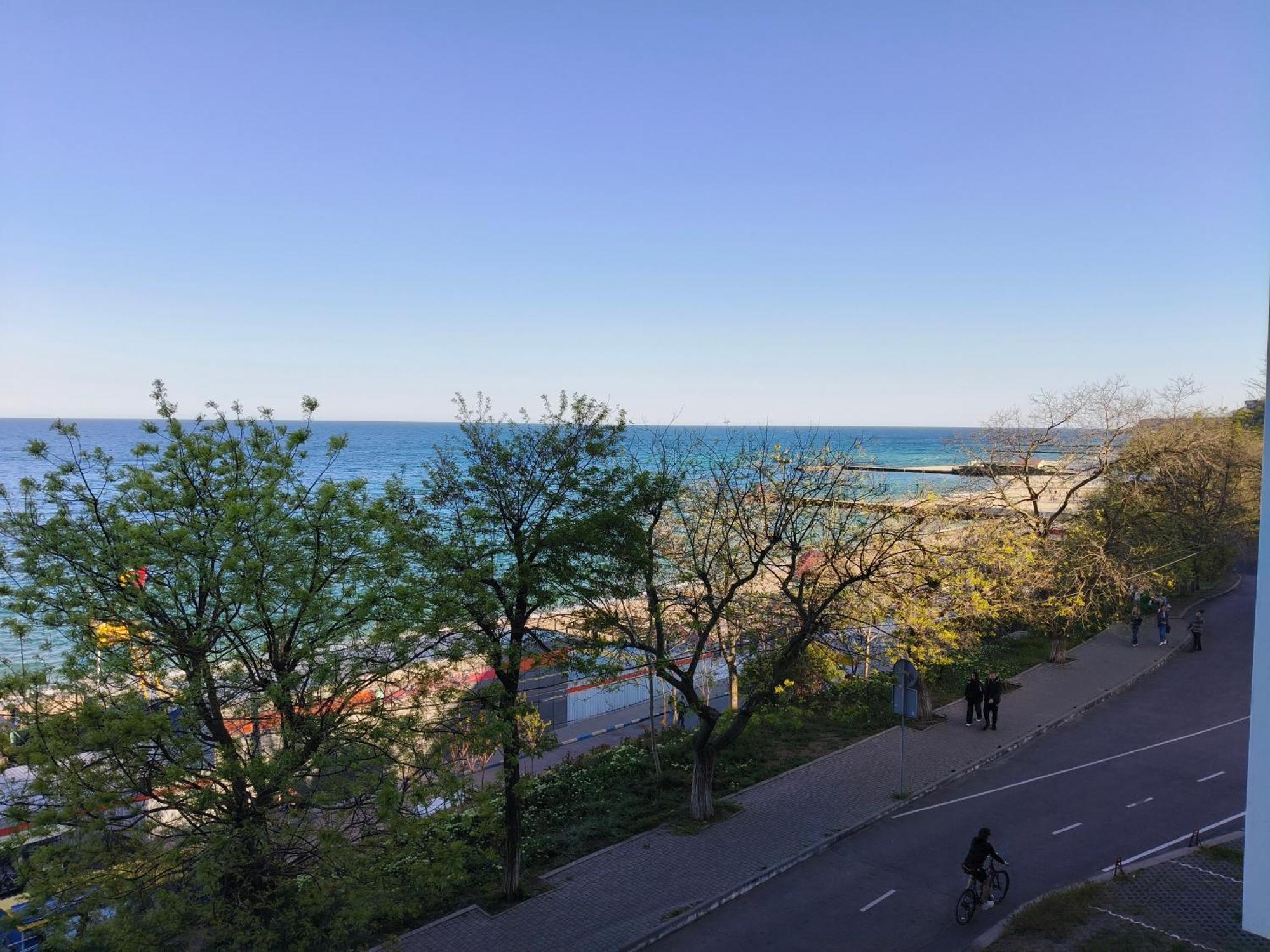 Апартаменты У Моря Magnit Первая Линия Odesa Exterior foto